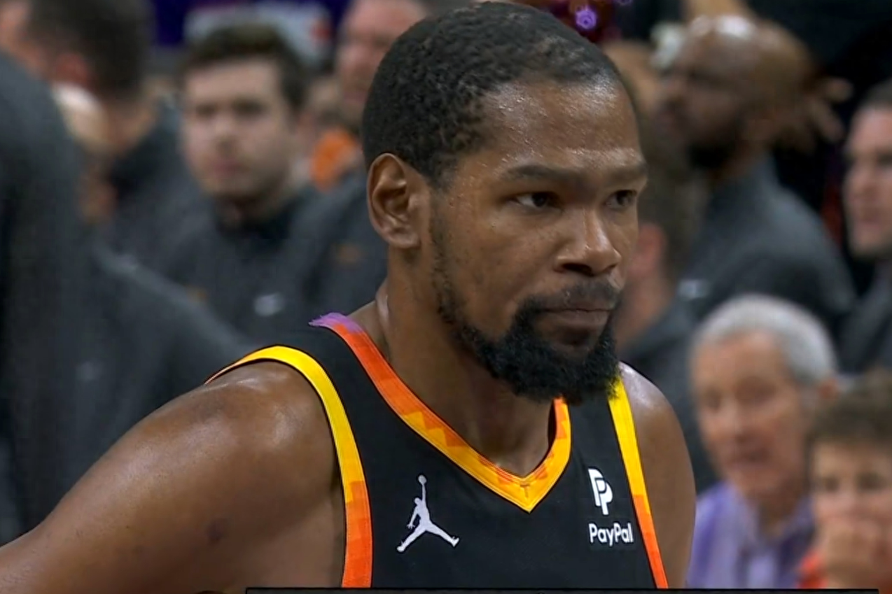 九游娱乐官网-勇士球员公开质疑裁判判罚尺度，引争议，不断情况学习希望.-九游娱乐官网