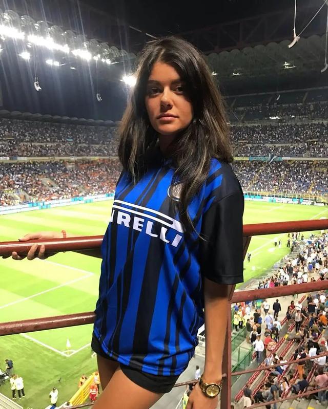 九游体育-包含重磅！今晨洛杉矶快船备战欧联国际米兰刷新队史纪录备战意大利杯，集结日莱比锡临场应变——法甲节点到来的词条-九游体育